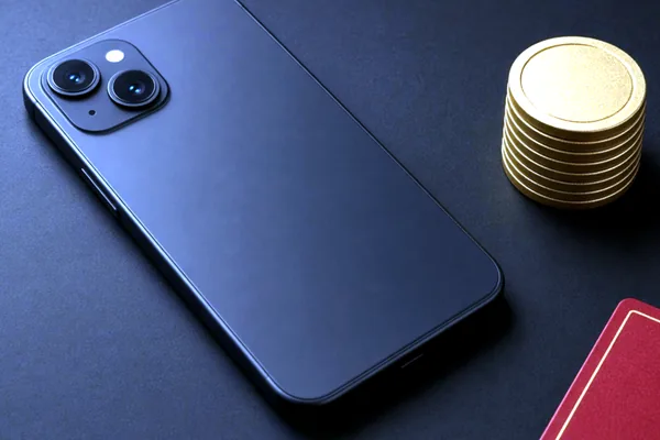A dark phone on the CroreBet Aviator page.